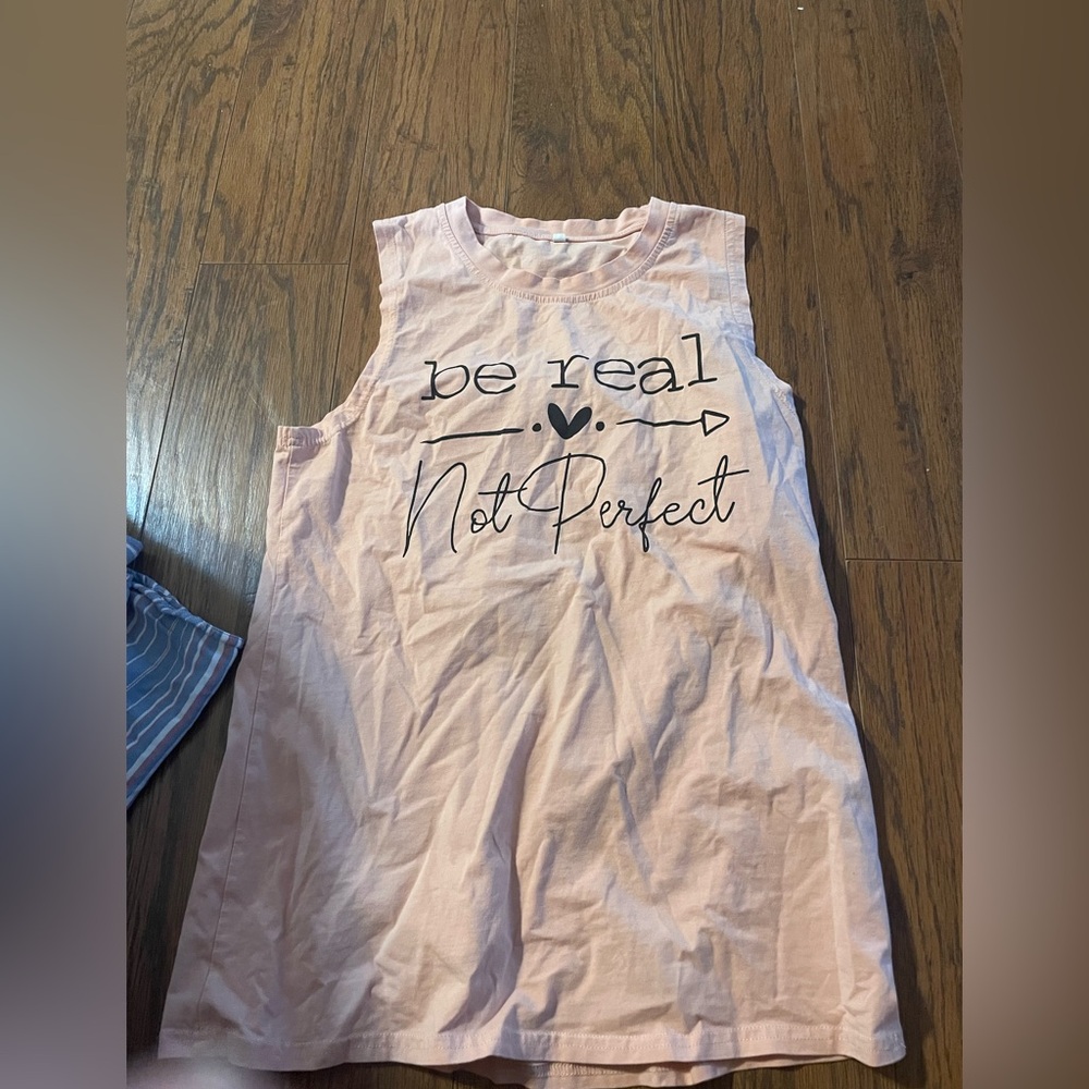 Peach colored Sleeveless Graphic Tee